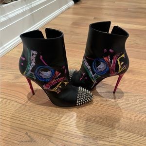 Sexy red bottom “love” boots